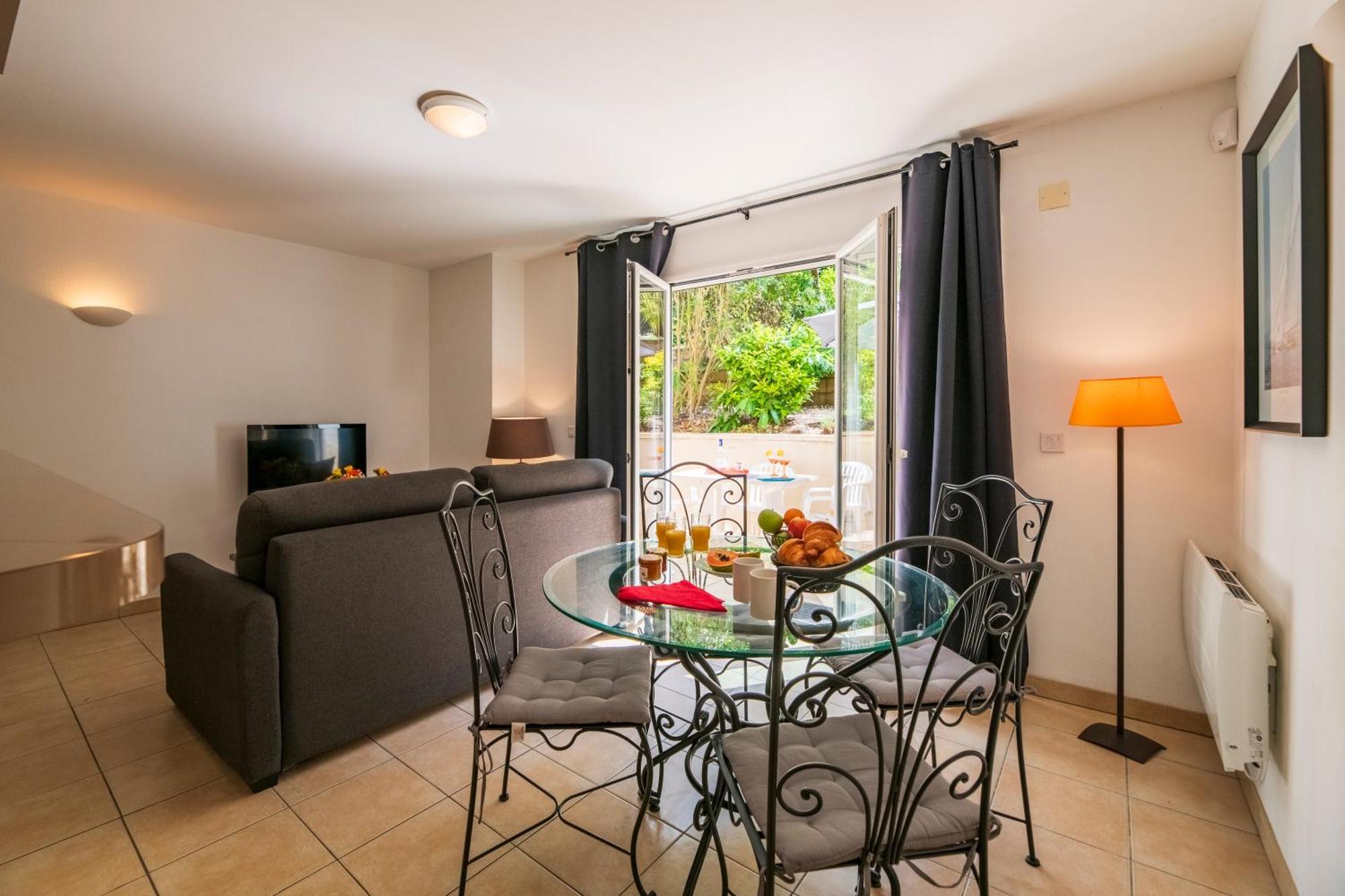 Superior Apartment 2